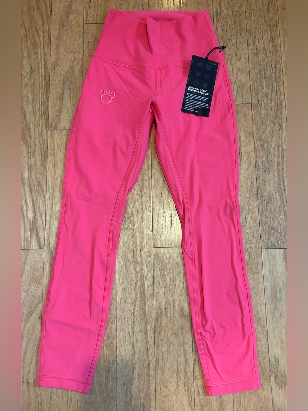Disney x Lululemon NWT align leggings in lipgloss size 4